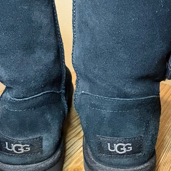 UGG Black Suede Shearling Boots with Button Accent - Picture 4 of 9